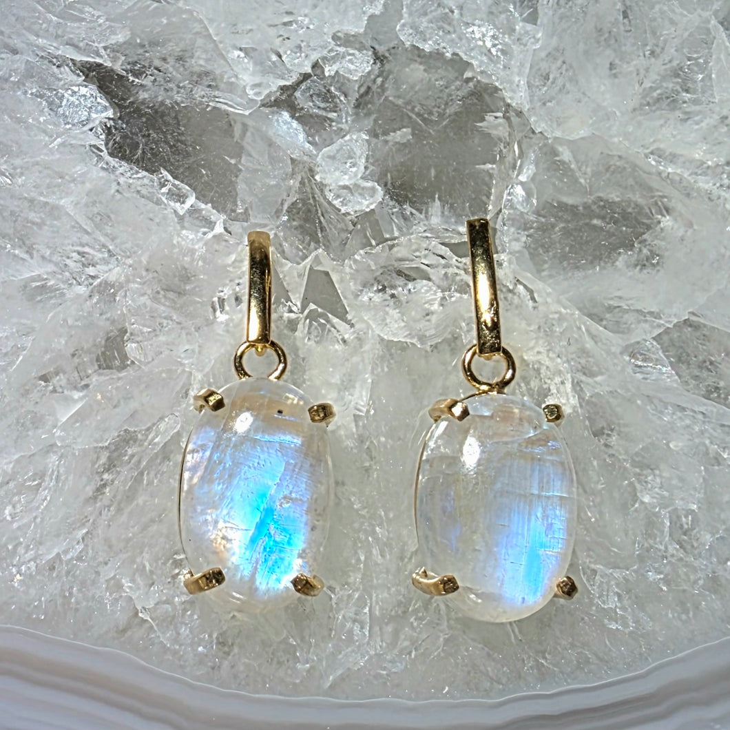 Ohrringe High Quality Regenbogen Mondstein Gold