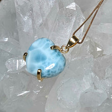 Lade das Bild in den Galerie-Viewer, (AAA) High Quality Kettenanhänger Larimar Gold
