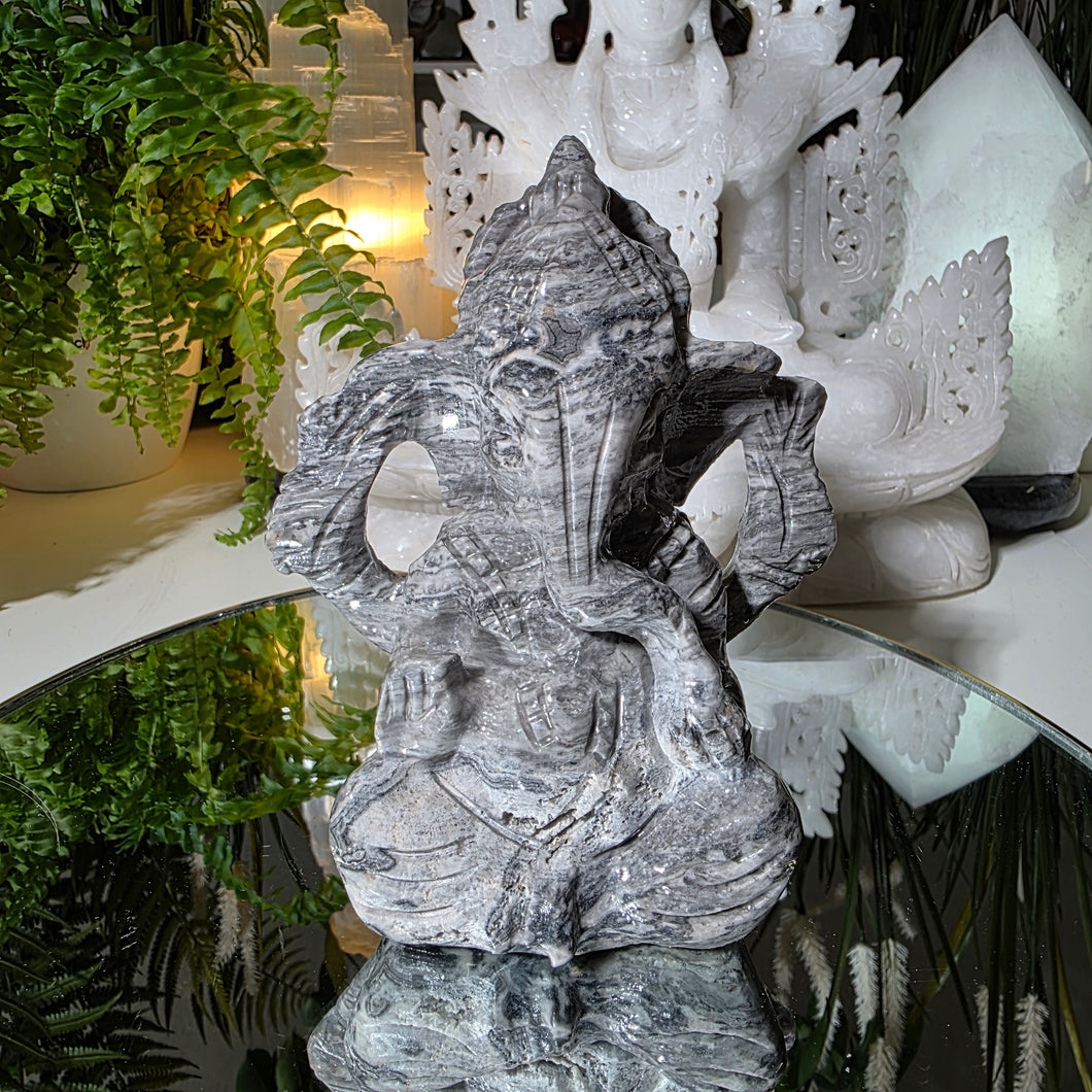 Marmor Ganesha Carving