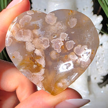 Lade das Bild in den Galerie-Viewer, Flowerachat Herz Schale
