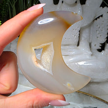 Lade das Bild in den Galerie-Viewer, Achat Druzy Mond
