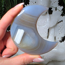 Lade das Bild in den Galerie-Viewer, Achat Druzy Mond
