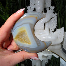 Lade das Bild in den Galerie-Viewer, Achat Mond
