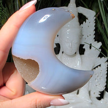 Lade das Bild in den Galerie-Viewer, Achat Druzy Mond
