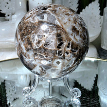 Lade das Bild in den Galerie-Viewer, Sphalerit Kugel mit Stand
