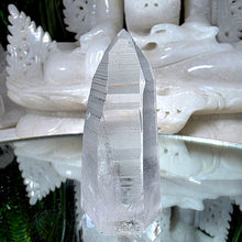 Lade das Bild in den Galerie-Viewer, Bergkristall Turm teilweise poliert
