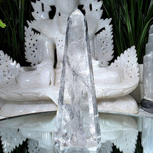 Lade das Bild in den Galerie-Viewer, Bergkristall Turm
