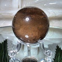 Lade das Bild in den Galerie-Viewer, Rauchquarz Kugel mit Stand
