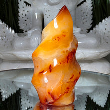 Lade das Bild in den Galerie-Viewer, Karneol Flamme
