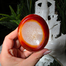 Lade das Bild in den Galerie-Viewer, Karneol Schale
