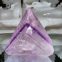 Lade das Bild in den Galerie-Viewer, Amethyst Phantom Freeform
