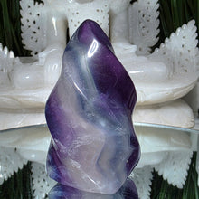 Lade das Bild in den Galerie-Viewer, Fluorit Flamme
