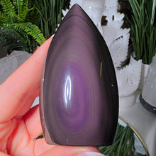 Lade das Bild in den Galerie-Viewer, Regenbogen Obsidian Spitze
