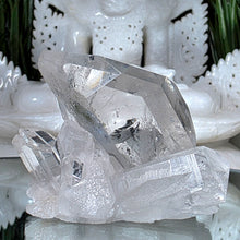 Lade das Bild in den Galerie-Viewer, Bergkristall Stufe
