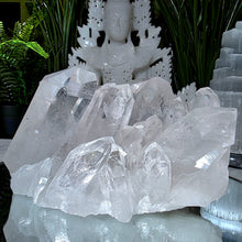 Lade das Bild in den Galerie-Viewer, Bergkristall Stufe
