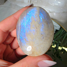 Lade das Bild in den Galerie-Viewer, Sonnenstein Mondstein Handstein
