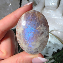 Lade das Bild in den Galerie-Viewer, Sonnenstein Mondstein Handstein
