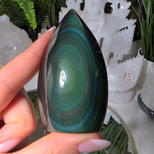 Lade das Bild in den Galerie-Viewer, Regenbogen Obsidian Flamme
