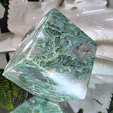 Lade das Bild in den Galerie-Viewer, Moosachat Würfel
