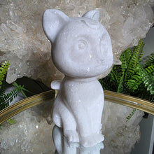 Lade das Bild in den Galerie-Viewer, B Ware Katzen Carving
