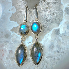Lade das Bild in den Galerie-Viewer, Ohrringe Labradorit Silber
