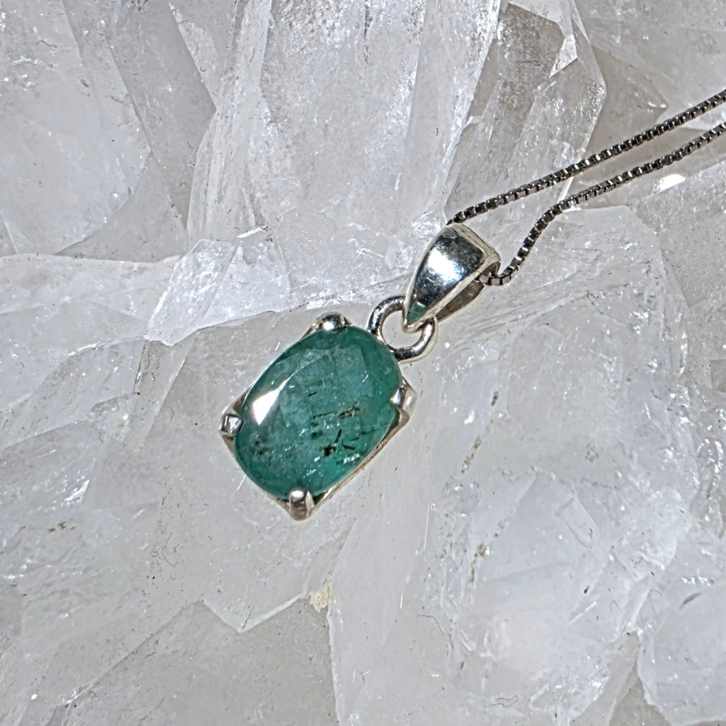 Kettenanhänger Smaragd Silber
