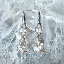 Lade das Bild in den Galerie-Viewer, Ohrringe Bergkristall facettiert Silber
