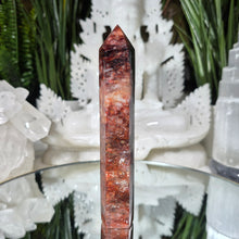 Lade das Bild in den Galerie-Viewer, Feuerquarz Turm
