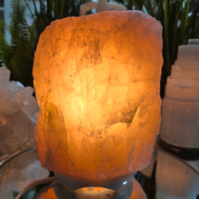 Lade das Bild in den Galerie-Viewer, Kristall-Lampe Rosenquarz
