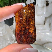 Lade das Bild in den Galerie-Viewer, Bernstein Trommelstein
