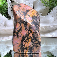 Lade das Bild in den Galerie-Viewer, Rhodonit Freeform
