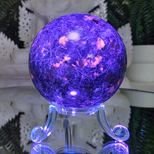 Lade das Bild in den Galerie-Viewer, Yooperlit Kugel mit Stand
