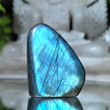 Lade das Bild in den Galerie-Viewer, High Quality Labradorit Freeform
