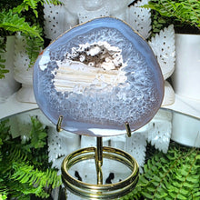 Lade das Bild in den Galerie-Viewer, Achat Druse auf Stand
