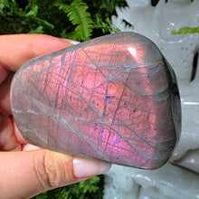 Lade das Bild in den Galerie-Viewer, Pinke Labradorit Freeform
