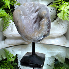 Lade das Bild in den Galerie-Viewer, Prasiolith Cluster auf Stand
