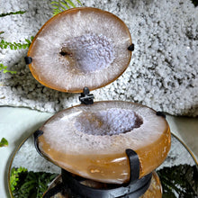 Lade das Bild in den Galerie-Viewer, Einzigartige Achat Schmuck Schatulle
