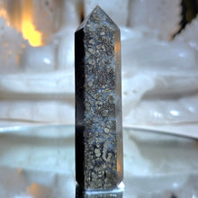 Lade das Bild in den Galerie-Viewer, Pyrit Turm
