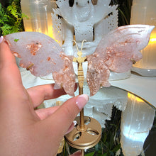 Lade das Bild in den Galerie-Viewer, Flowerachat Schmetterling auf Stand
