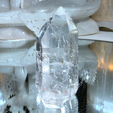 Lade das Bild in den Galerie-Viewer, Bergkristall Turm
