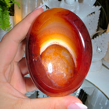 Lade das Bild in den Galerie-Viewer, Karneol Schale
