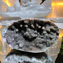 Lade das Bild in den Galerie-Viewer, Regenbogen Amethyst Cluster
