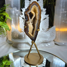 Lade das Bild in den Galerie-Viewer, Achat Druse auf Stand
