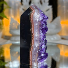 Lade das Bild in den Galerie-Viewer, Amethyst Turm
