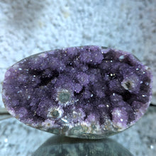 Lade das Bild in den Galerie-Viewer, Amethyst Cluster
