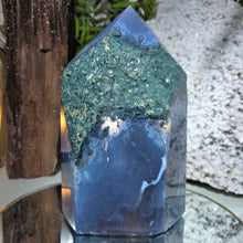Lade das Bild in den Galerie-Viewer, Großer Achat Druzy Turm

