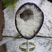 Lade das Bild in den Galerie-Viewer, Achat Druse auf Stand

