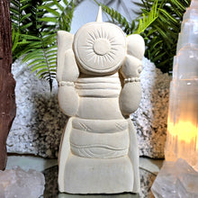 Lade das Bild in den Galerie-Viewer, XL Kalkstein Ganesha (handgefertigt) - Der Gott des Erfolgs &amp; Glücks
