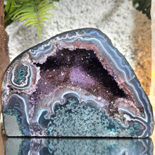 Lade das Bild in den Galerie-Viewer, Achat Amethyst Kathedrale
