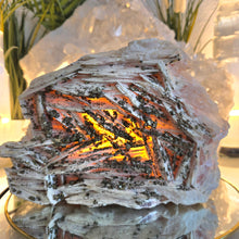 Lade das Bild in den Galerie-Viewer, Baryt Pyrit Cluster
